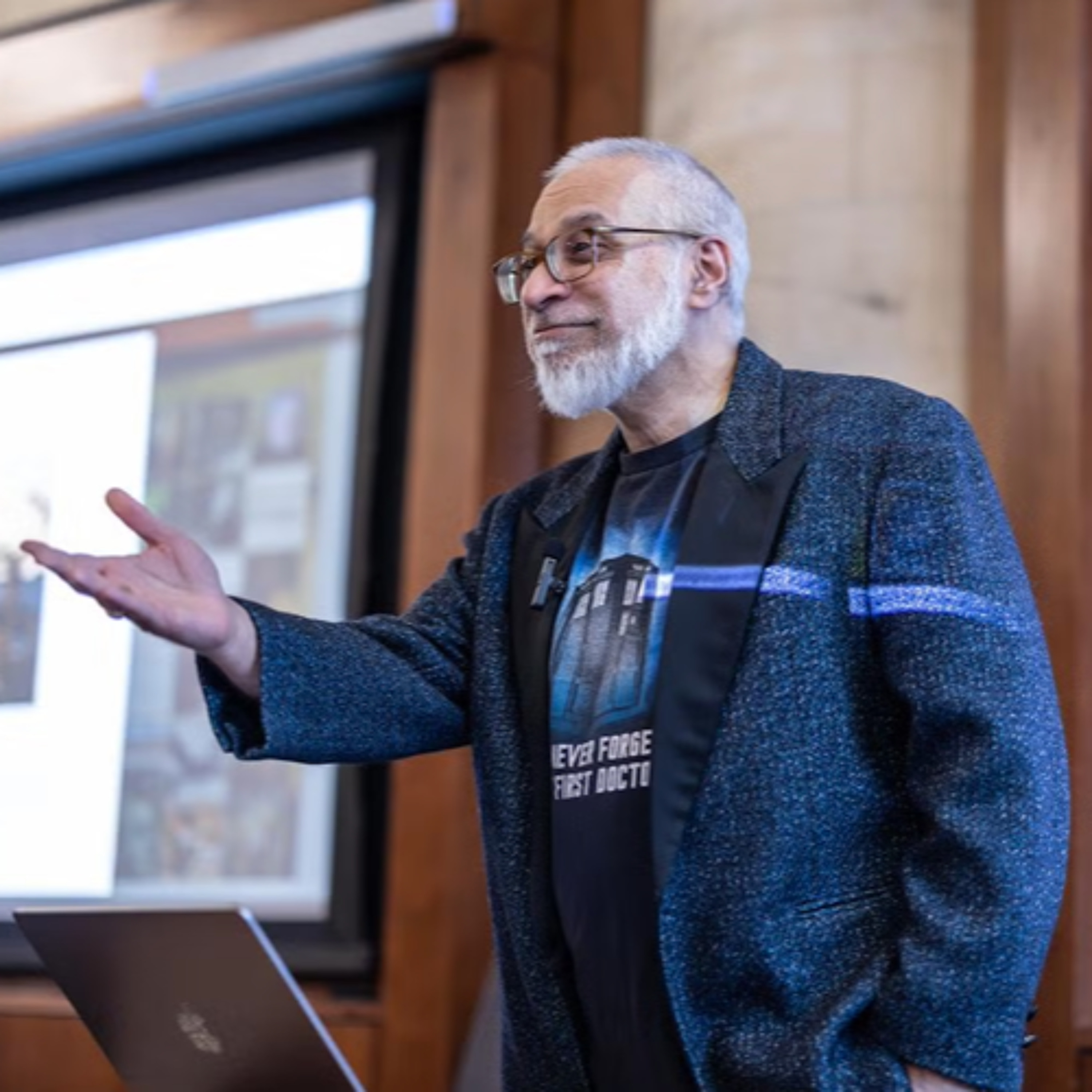Ep. #287: The dr. T projecT & Things Worth Knowing, with Shawkat Toorawa