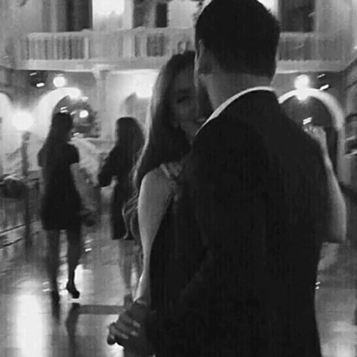 ‎⁨احب خلّي بد هالناس واغليه ♡︎ .  ⁩