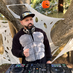 Halloween Deep House and UKG Live Set