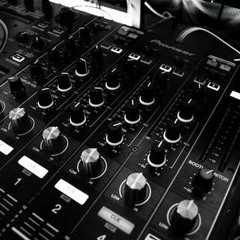 Ini Kamoze - Here Comes The Hotstepper (Mastamind Remix)