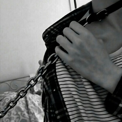 (っ╥╯﹏🎼🎼