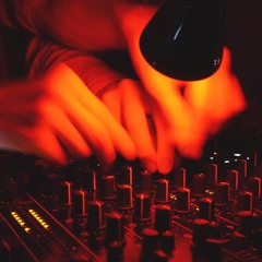 Tokeh B2B Alaric - Live Set - Patricias Pillow