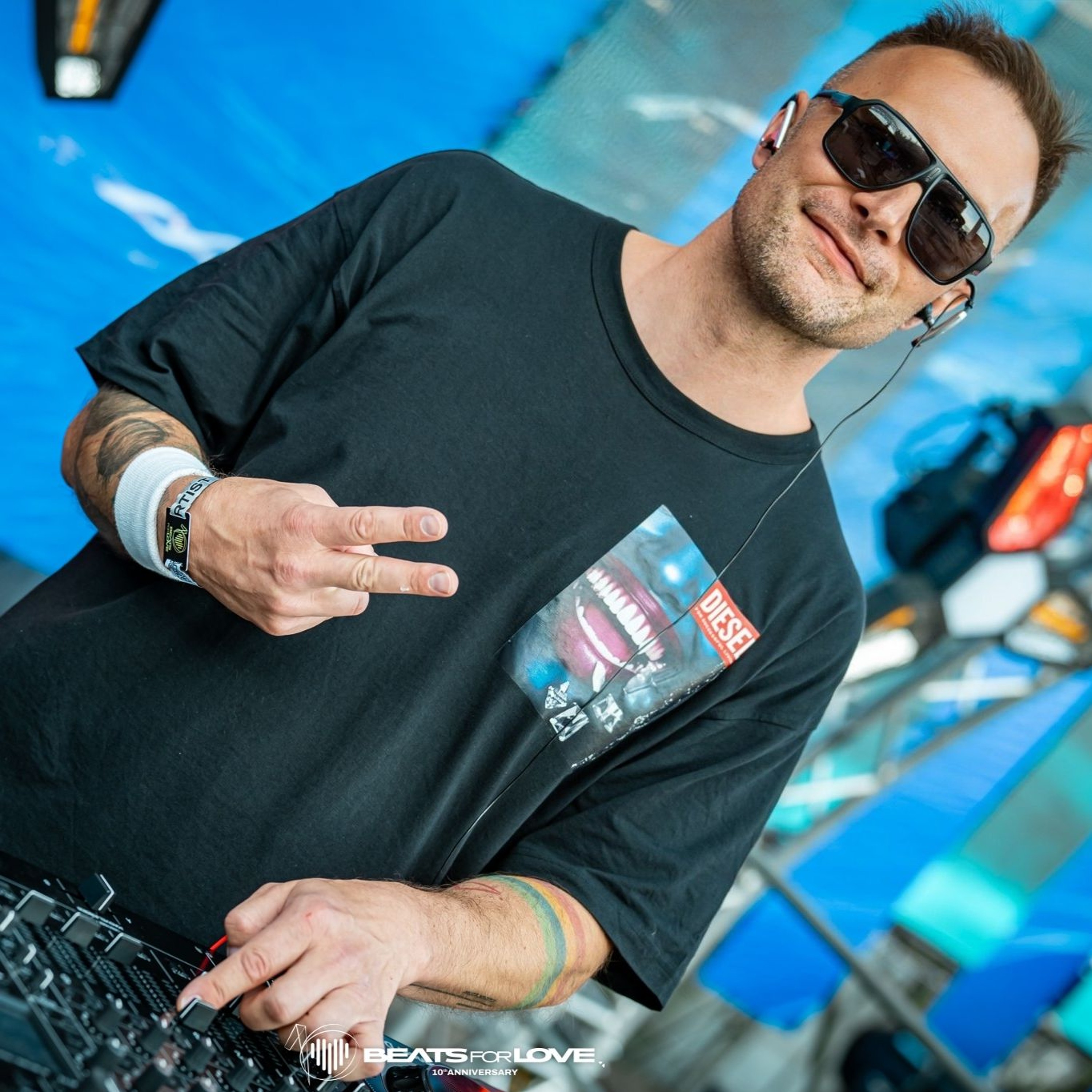 Junior Jan Live @ Beats For Love CZ (House Stage) 06/07/2024 episode artwork