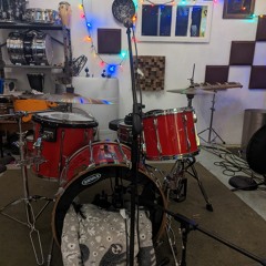 Mic Preamp Shootout - Kick Drum / AKG D112