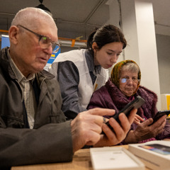 У харківському хабі «Свій» провели навчання з цифрової грамотності для людей 50+