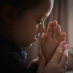 فَمَا زَالَ يُوْلِيْني الجَميْل تَلَطُّفًا☘️