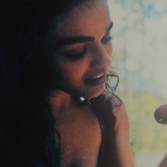 I'm like a bird (skip to 0:30s)