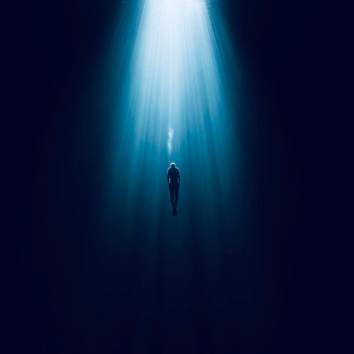 Beauty's Eidos in the Abyss