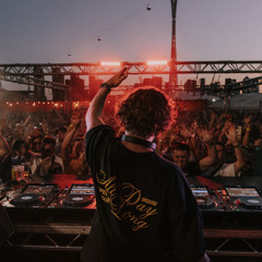 Listen to the bass go-Rossi.
