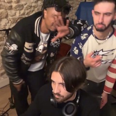 RIEN DE PERSONNEL