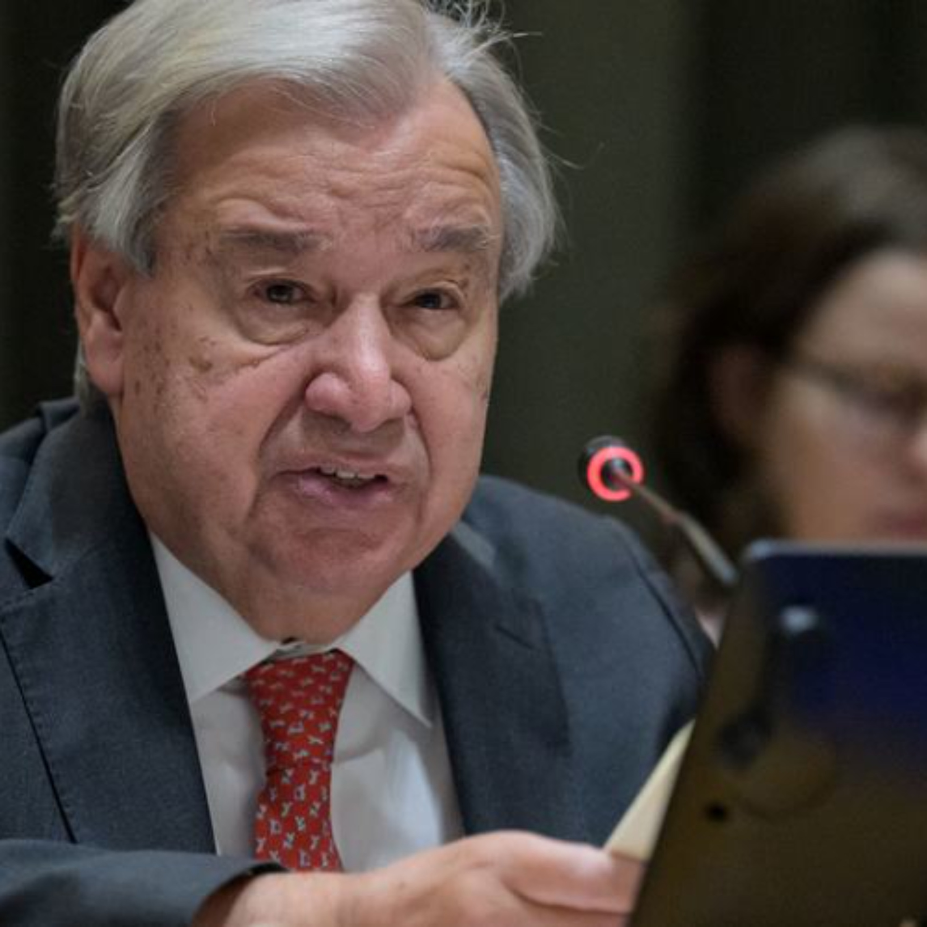 Guterres lembra dois anos de ataque do Hamas em 7 de outubro pedindo esperança episode artwork