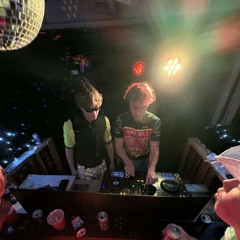 PHELPZ B2B TRAV (live)