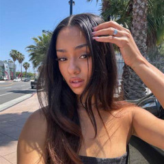 𝐤𝐚𝐭𝐬𝐞𝐲𝐞-𝐦𝐞𝐚𝐧 𝐠𝐢𝐫𝐥𝐬 𝐬𝐩𝐞𝐞𝐝 𝐮𝐩