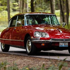 Metropolis Street Racer: Club Paris