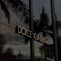 Dolce & Gabbana (MistaPutItOn)