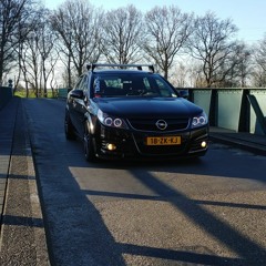 X-Qlusive Holland (Rooler & Villain) (hamertijd edit) 2023