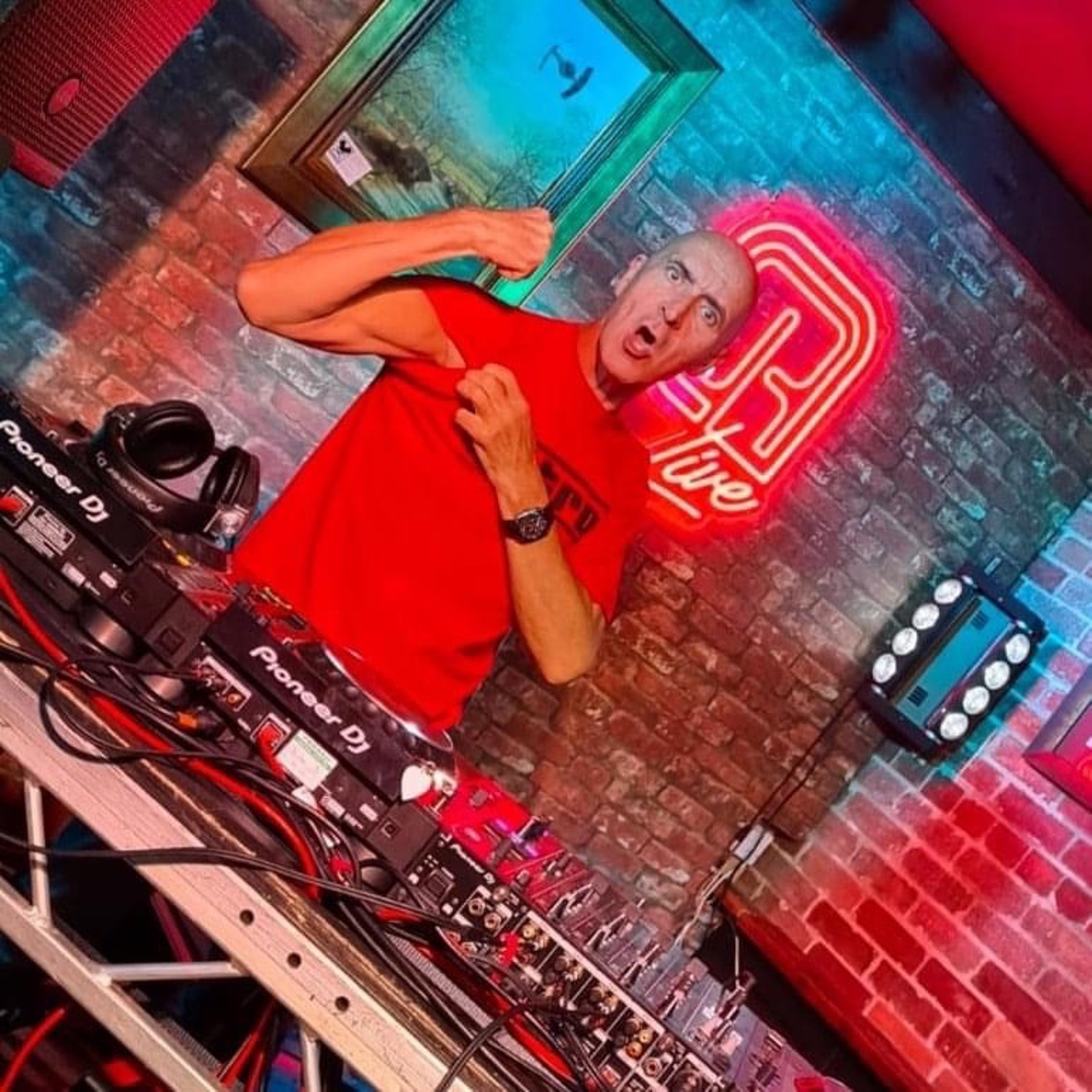 Dj Paul Taylor