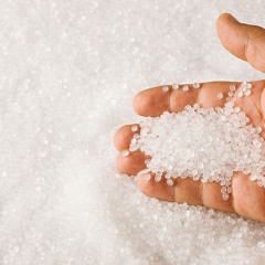 Komm doch vorbei und lass uns verschwinden von hier....