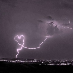 True Luv♡ (feat. Alek Oni) ((prod. sunshowers))