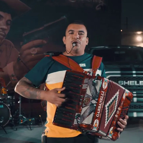 Los Farmerz Ft. Los Nuevos Escoltas- 3 Hectareas Y Media