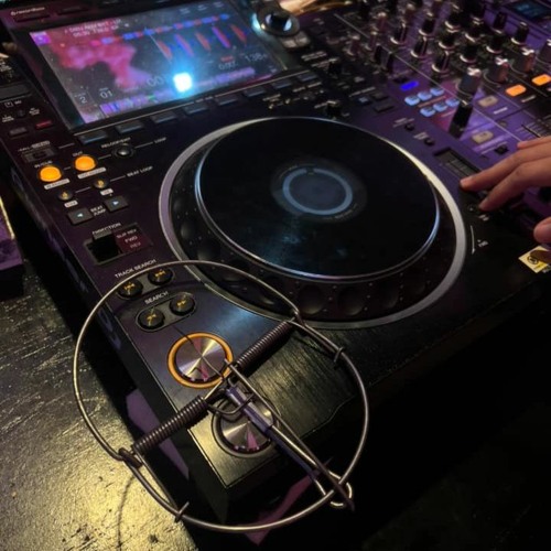 Sự Team Music Official V1 - Quaniam Mix