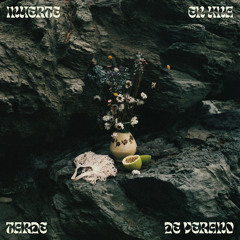 Una copa de vino sobre el piano