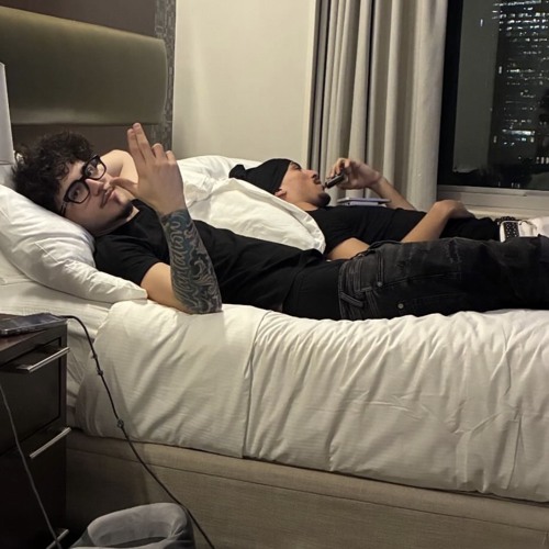 die 4 dim [crayzmadeit]