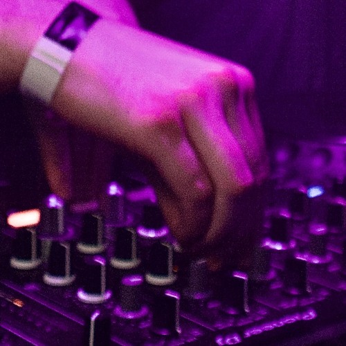 Mandem Basement Closing Set