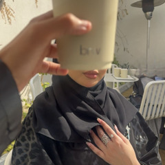 في جمالك من يلوم الشعر لا حس بقصور