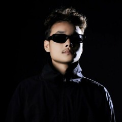 DJ O2  Vina House Remix (လှည့်ကြည့်ပါဦးလား - Lဆိုင်းဇီ (Covered By Sophy)2023)