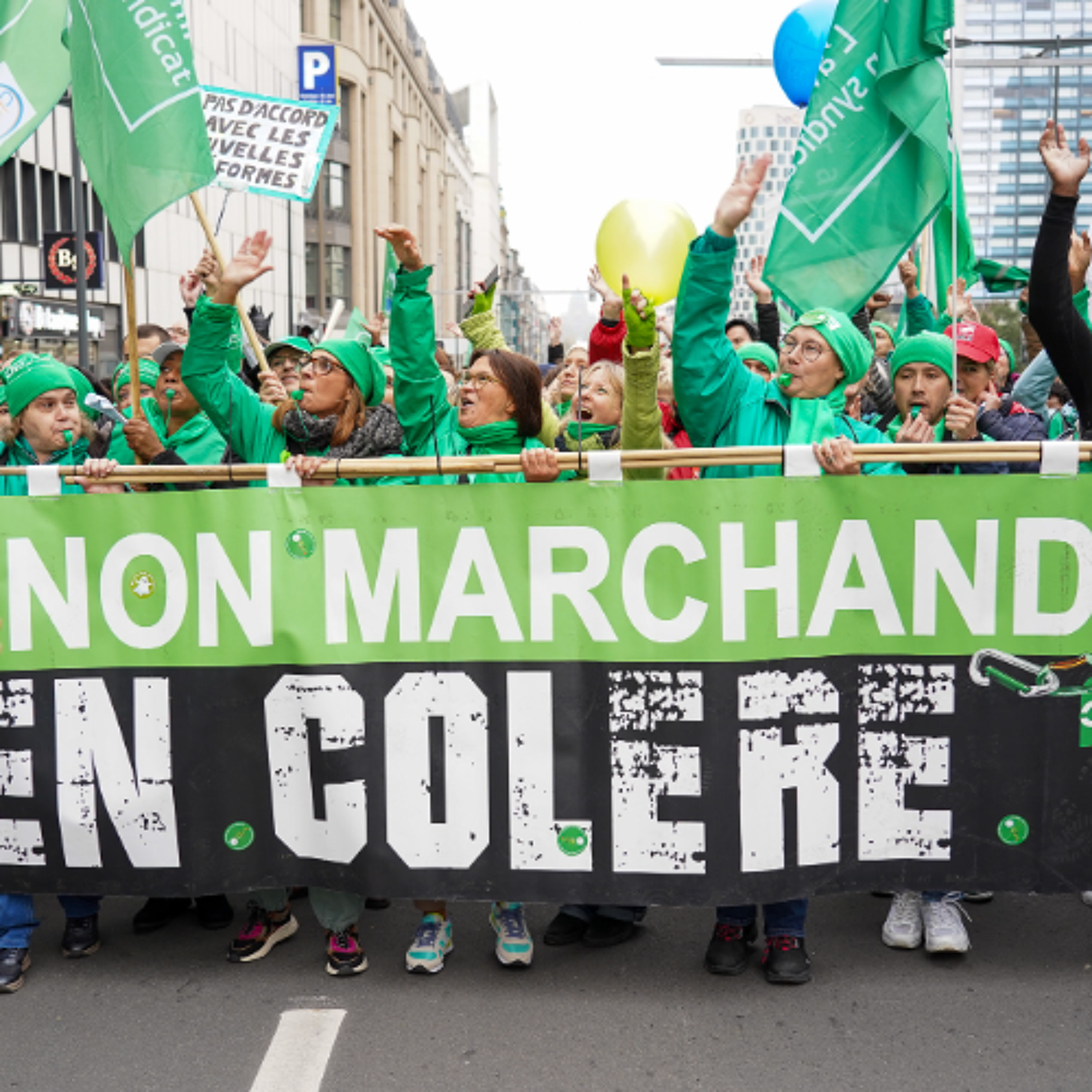 Retour sur la manifestation du Non-Marchand du 7 novembre 2024 episode artwork