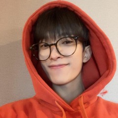 2 years apart 도겸