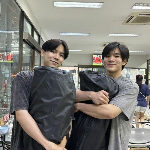 Satang Kittiphop & Fourth Nattawat - ต้องโทษดาว (blame the stars) by Bird Thongchai