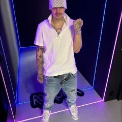 White 2115 - RODZINA MA ZNACZENIE [Białas diss]