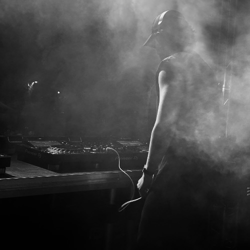 KEUSMO - Dance For Me