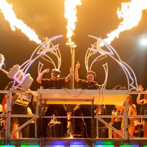 UE X TT - Presents: Freaks On Fremont Block Party | VARSIK 2025 Official LIVE SET