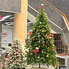 เธอเป็นของขวัญให้ใครบ้างอ่า (Xmas gifts) (Feat. bobby clap) (Prod. wavytrbl)