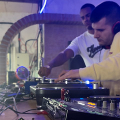 Casor y maikel!! la primera de muchas elegante.. #NodigasdomingodiPASTRIZSOUND