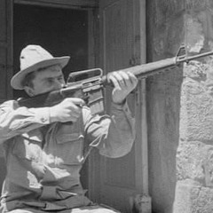 Bazaar Chats M16A1 Rifles In Afghanistan