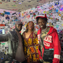 GROOVY GROOVY with Akanbi feat. SOLA @ The Lot Radio 05-23-2025