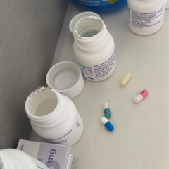 Human träffic - kleiner Hund feat. 4got10