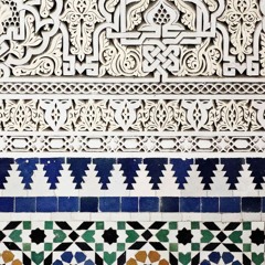 إنِّي رَأيْتُ حَمَامَةً بِالْوَادِي  تَبْكِي