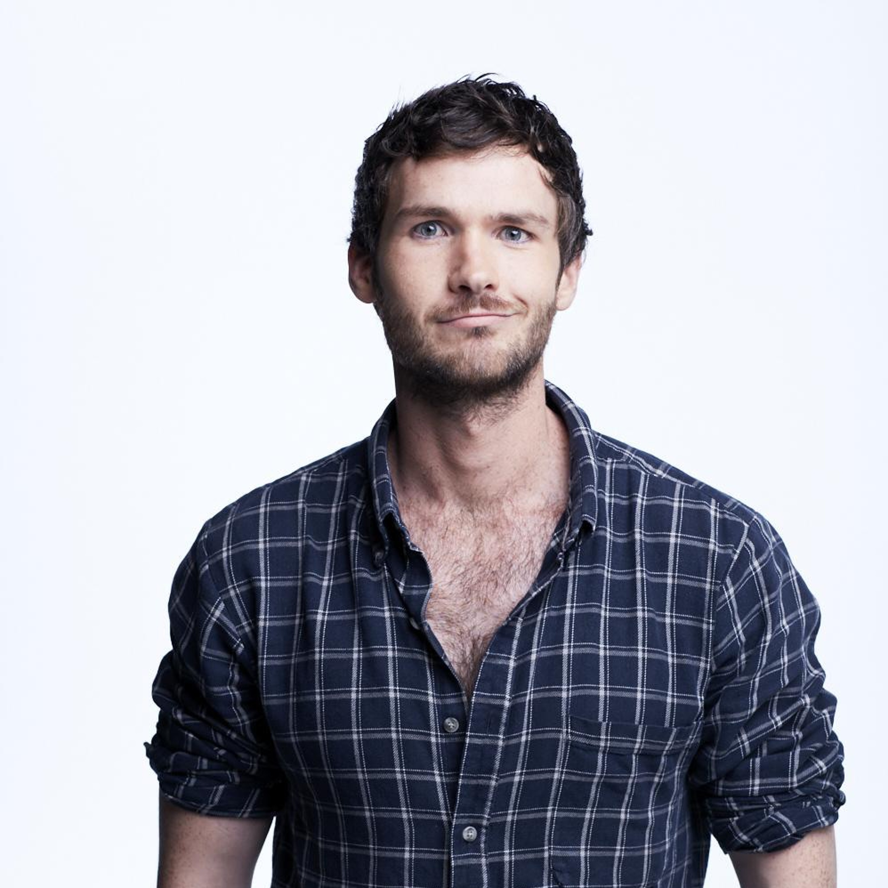 James Weir on the heroes and villains of reality TV in 'The Hemsworth Effect' episode artwork