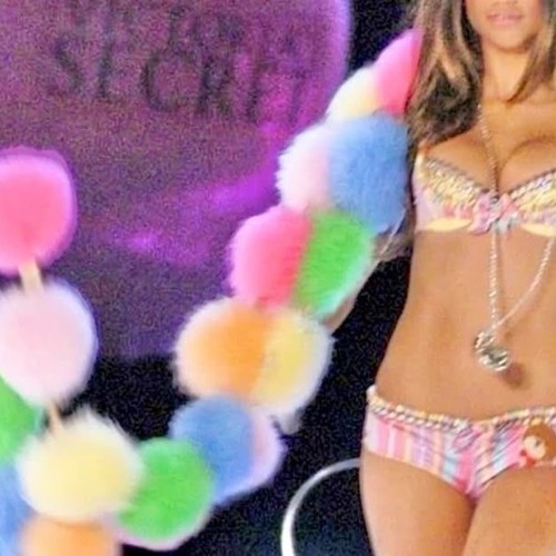 lipgloss (remix) * rae skais