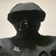 SL MILLY- All eyes on me