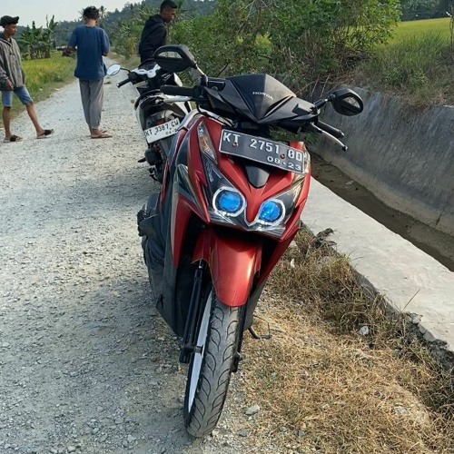 YANG KERUDUNG MERAH JANGAN SAMPE LEPAS #MENGKENA MASZEH