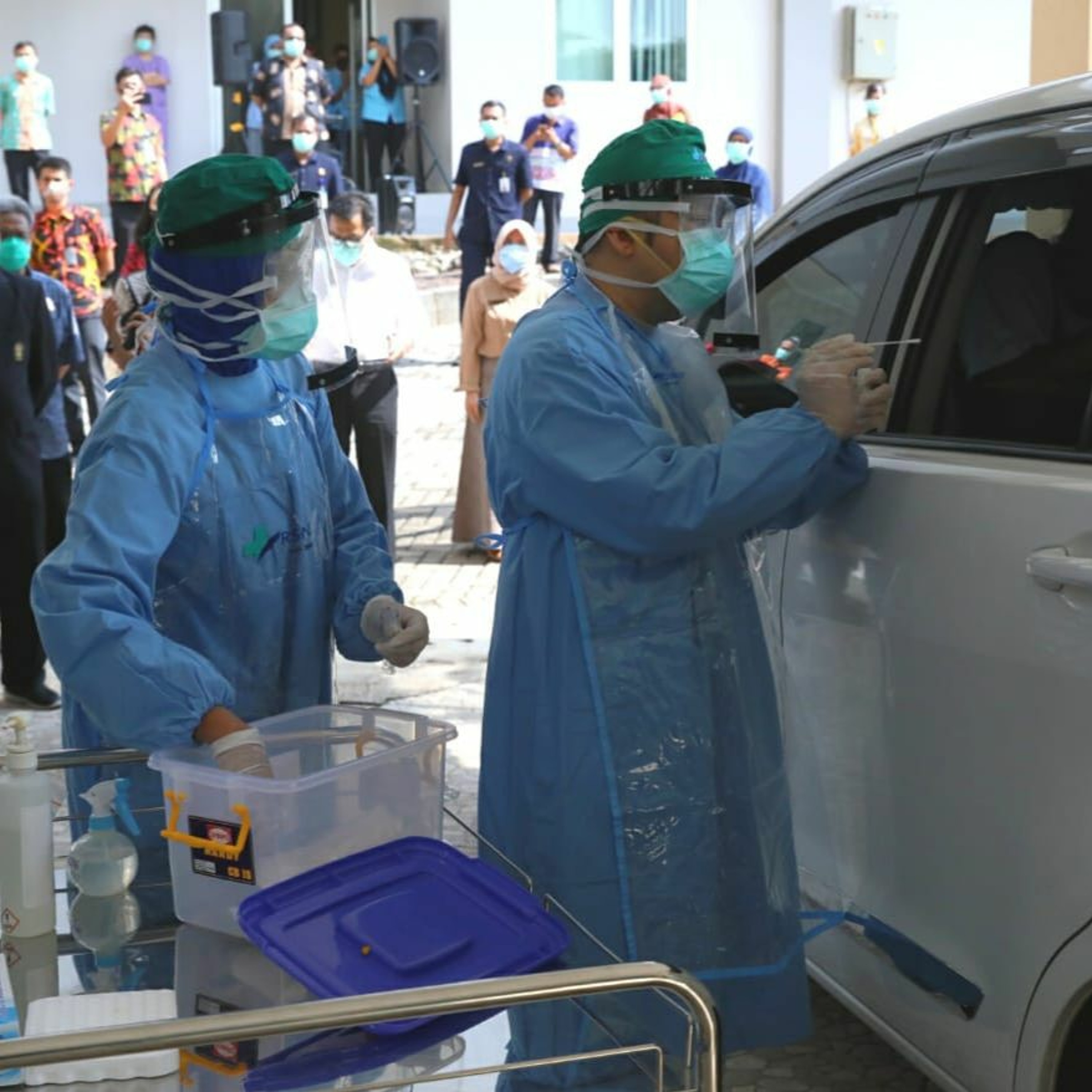 Dr Pandu Riono - COVID-19 and Public Health Responses