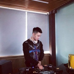 DJ McQueen