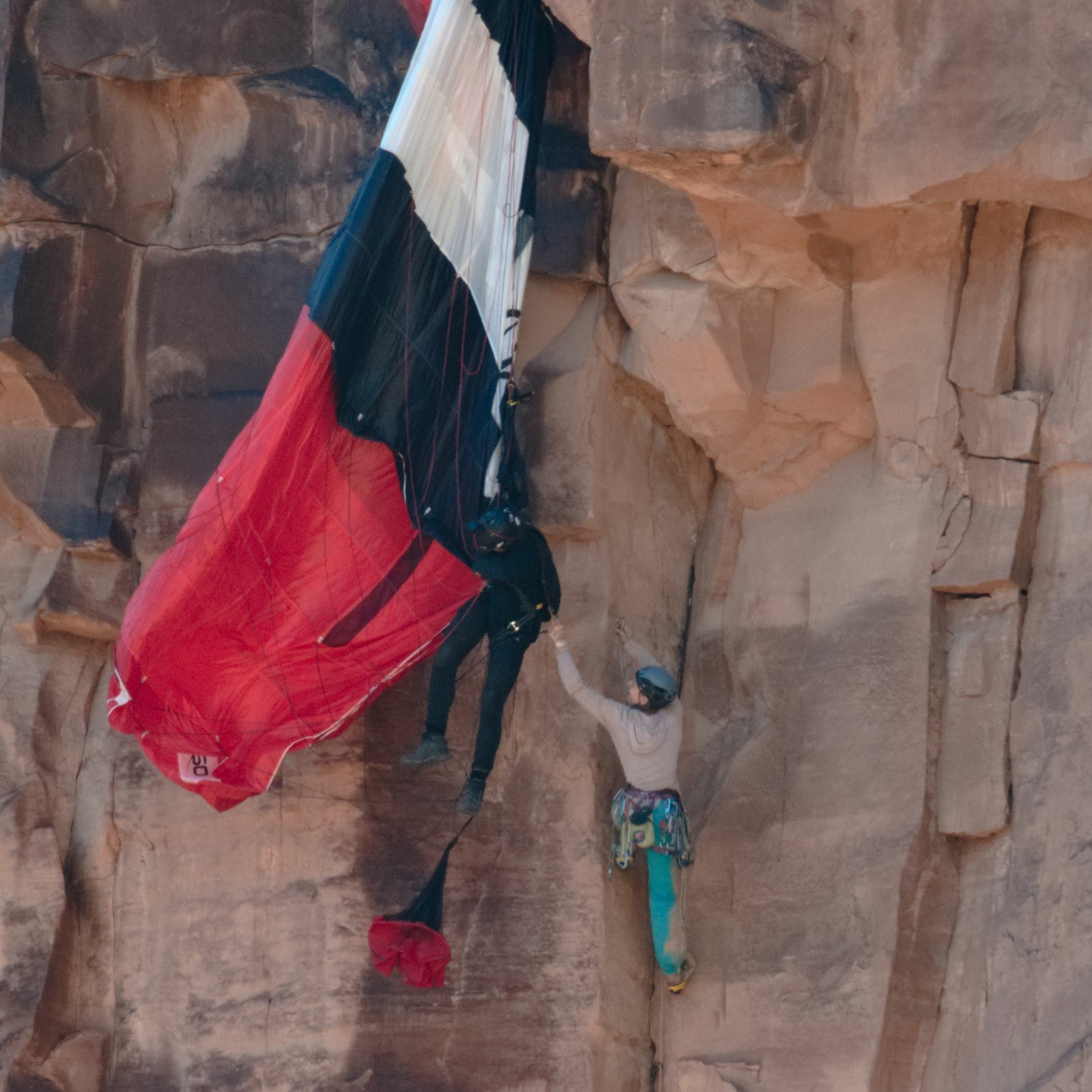 Ep 85 - Climber Rescues Base Jumper In Utah - River Barry