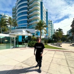 Set Exclusive Autoral